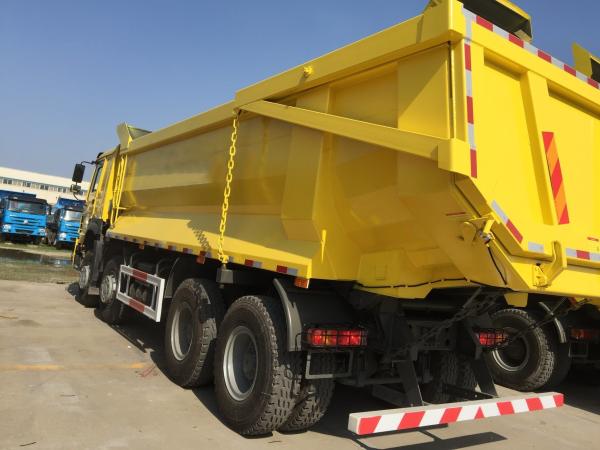 8X4 Drive Wheel HOWO 12 Tires Tipper Truck Dump Truck for ≤5 People at Affordable