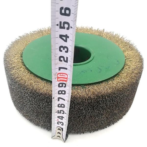 Ролик цилиндра 8 дюймов промышленный чистит материал щеткой стального провода для удаления ржавчины