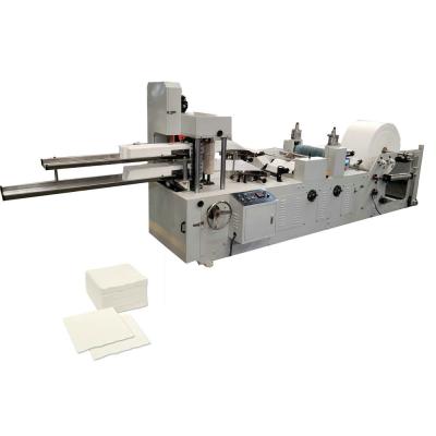Machine à plier les serviettes industrielles à haute vitesse et à grande capacité pour les usines de tissus