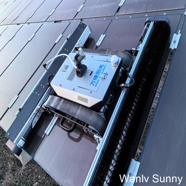 Powerful Lithium Battery Powered Photovoltaic Pane Cleaning Robot by Wanlv Sunny Solar
