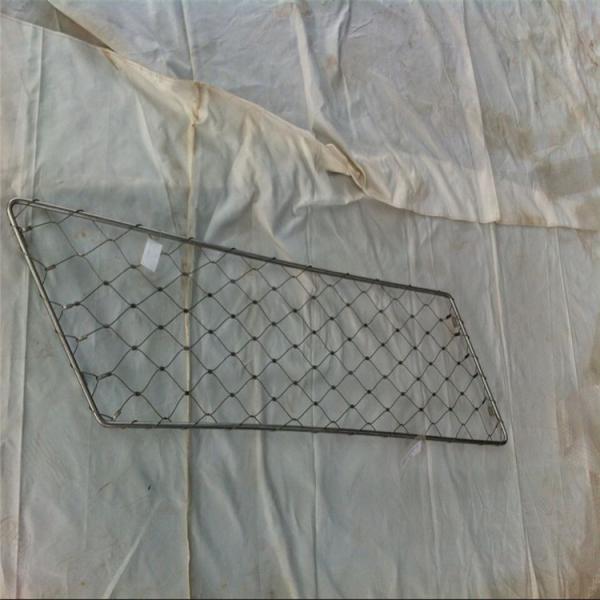 Custom-Manufactured Cable Mesh For Staircases and Balustrades