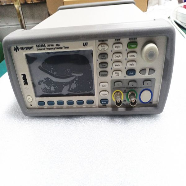 Keysight 53230A Universal Frequency Counter/Timer with 350 MHz, 12 digits/s Resolution and 20 ps Time Interval