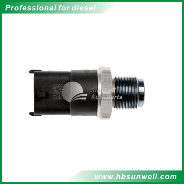 Auto 5260246 Common Rail Fuel Pressure Sensor 0281002937 For QSB6.7 Engine