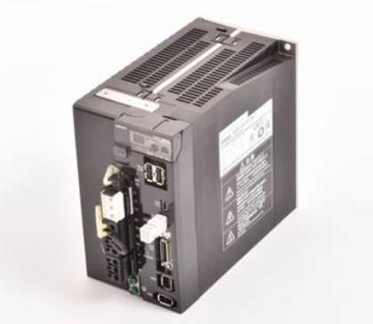 OMRON INDUSTRIAL AUTOMATION R88D-KN15F-ML2 (em inglês)