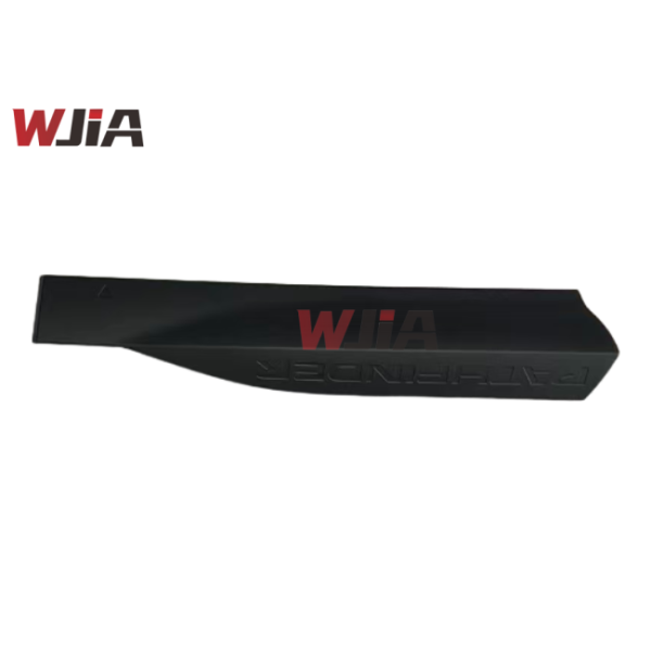 82877-6TA5A  82876-6TA5A Rear door anti-collision strip For Nissan Pathfinder R53(2021-)