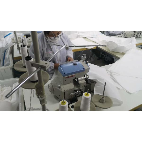 Non Sterile Disposable Protective Suit Full Body Hooded Lightweight High Tightness