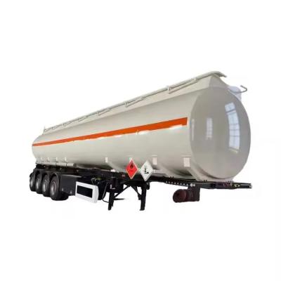 Heavy-Duty 12R20 Tyres With JOST 2/3.5 Bolted Type Tank Truck Semi-Trailer, Specially Designed For The Transport Of Fuel And Oil.