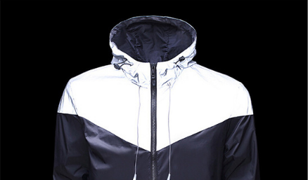 Multi Function Mens Outdoor Jacket , Contrast Color Built In Earphone Jacket