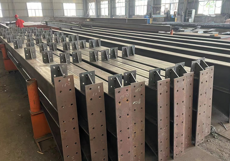 anti-corrosion prefabricated warehouse, customizable steel industrial warehouse, heavy-duty prefabricated steel structure, industrial storage solution