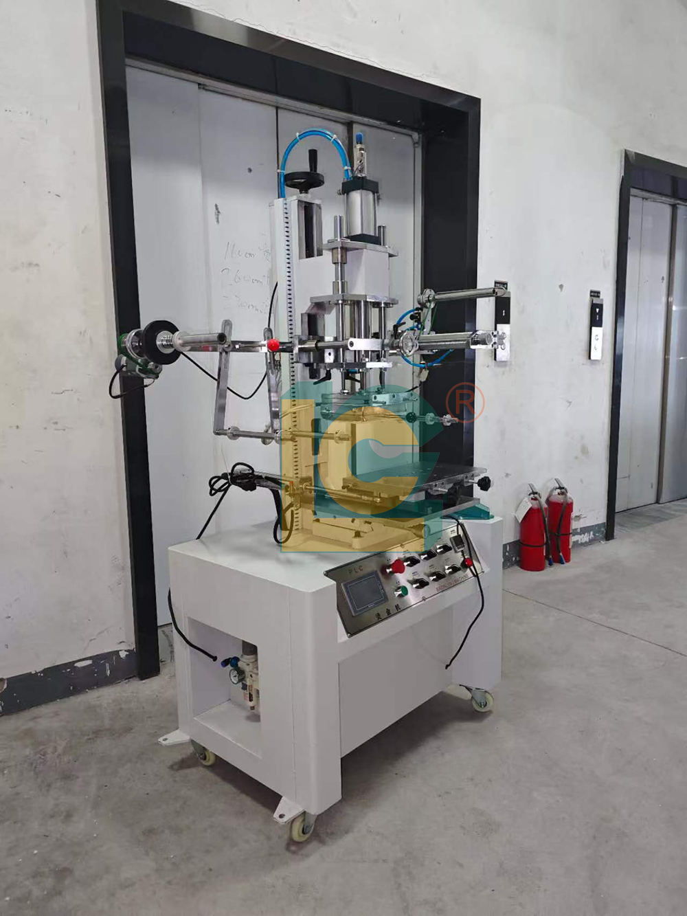 Semi-automatic Push-pull Worktable Flat Hot Stamping Machine
