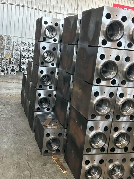 Excavator Hydraulic Breaker Parts Back Head HB15G 20G 30G 40G SB81 For Furukawa Hammer
