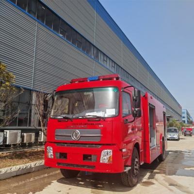 Dongfeng Kr Fire Extinguisher Truck , Foam Tanker Dry Powder Fire Truck