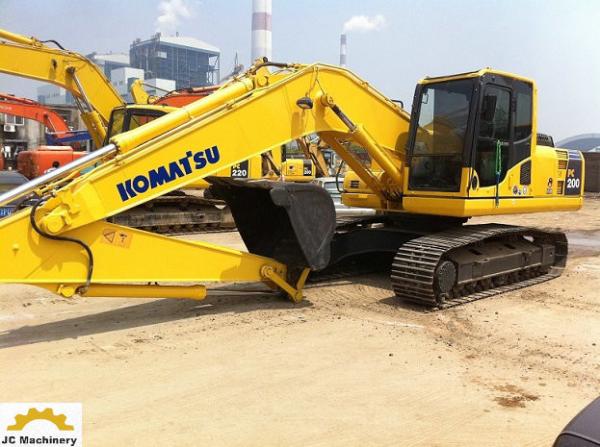 O modelo o mais atrasado 2014 anos usou a capacidade de 20 toneladas PC200-8 da máquina escavadora de KOMATSU