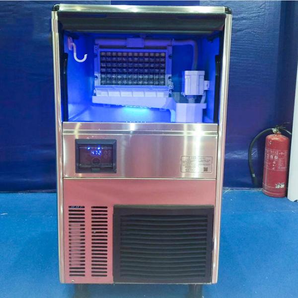 Intelligent 300w 60kg/24h Industrial Ice Cube Making Machine