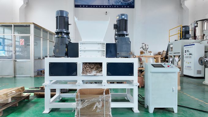 Double Shaft Shredder with 7.5kw Torque Motor for Waste Paper Roller