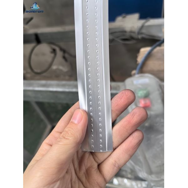 Width 5.5mm-27mm Screw Installation Butyl Spacer Strips Igu Glass Unit Strip