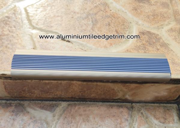 Economic Aluminum Step Edging /  Nosing For Stair Tread Matt Champagne NLP8.0