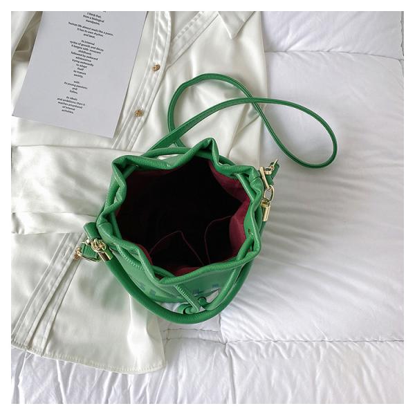 19cmX19cmX19cm Women Bolsas Para Mujer Designer Handbags Pu Ladies Purses All Seasons
