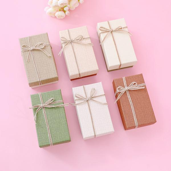RIgid Gift Boxes Packaging For LipstickPerfumes Keychains Birthday Valentine's Day Gifts