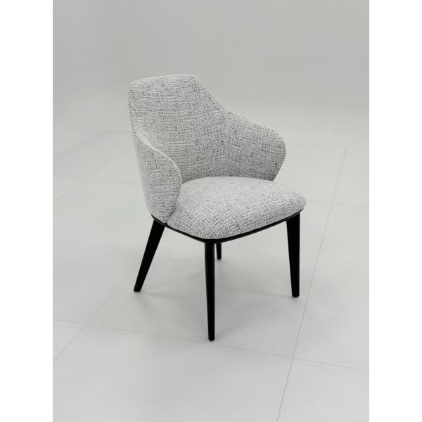 Customizable Wood Restaurant Chair with Ash Wood Frame and Ergonomic Backrest for Comfortable Dining