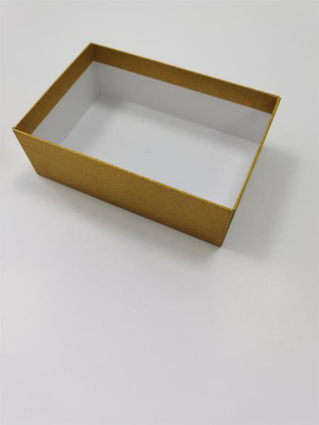 Foldable Retail Packaging Boxes Debossing Custom Carton Box Corrugated