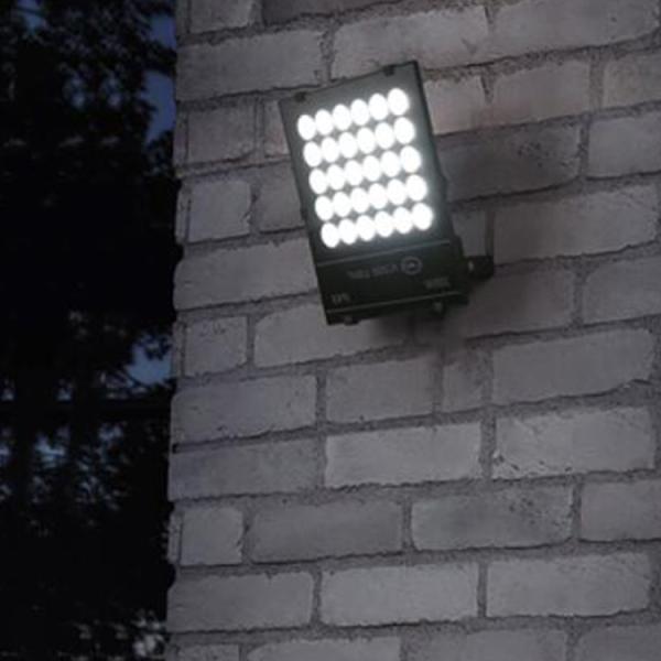 Ip65 IP66 Backyard Commercial Led Solar Flood Light 300w Projection Lamp