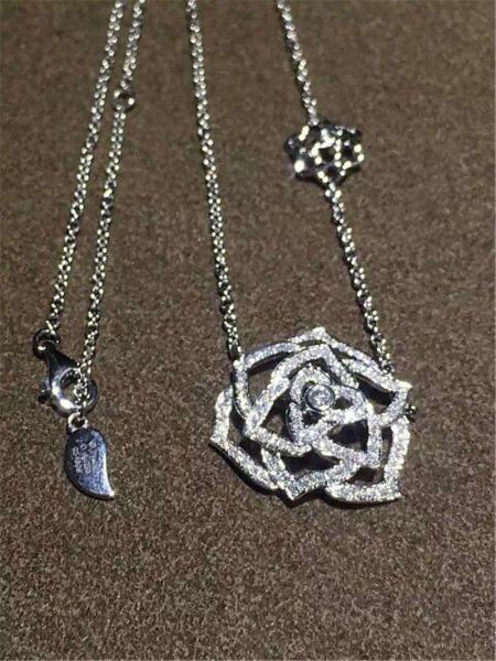 Piaget  full diamonds of double hollow rose necklace 18kt  gold  with white gold or yellow gold or rose gold