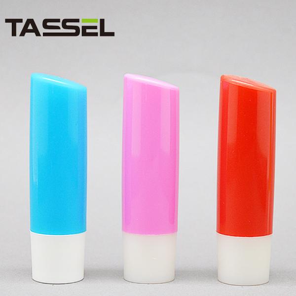 4.8g Plastic Lip Balm Tubes Screw Nut Structure Optional Color For Lipdtick