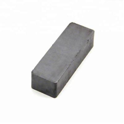 Simple Shapes Grade 3 Ferrite Magnet Blocks Lower Service Temperature For Generator