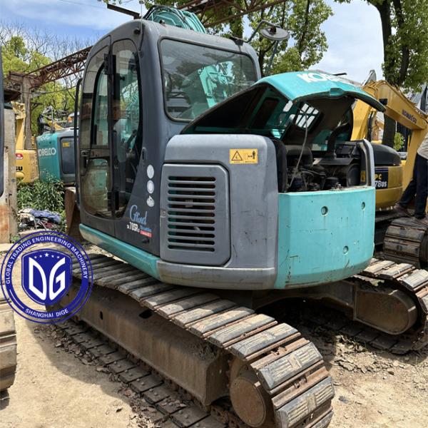 Used Kobelco SK70 7Ton Small Excavator Track Moving Type Good Condition