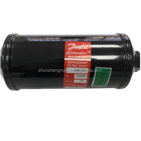 Boost Functionality with Bus Air Conditioning Filter DML305 and Liquid Storage Tank