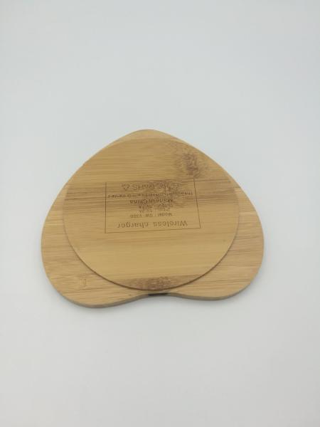 Super Slim Bamboo Made 5W Heart shape Portable Wireless Charger 5V 2-3A