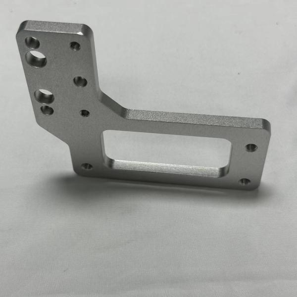 Customized Metal Aluminum Oxide Steel Turning Machining with ASTM Standard CNC Parts