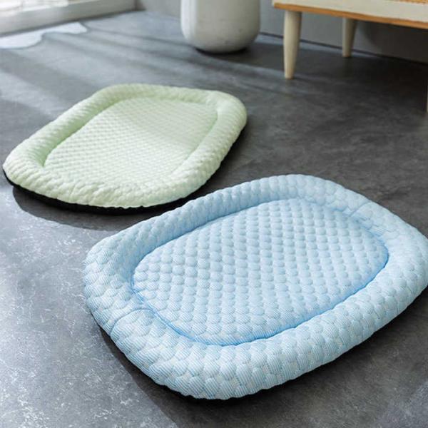 Modern Summer Cooling Mat for Pets Breathable and Washable Fiber Ice Mat for Hot Weather Travel-Friendly for Cats/Dogs