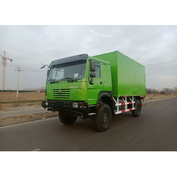 4X4 LHD Cargo Truck with 5000*2300*2300 mm Cargo Tank and 16T Rear Axle for Heavy Duty Transport