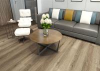 tecleo de lujo del vinilo de 1.5mm-2.0m m que suela la parte posterior seca plástica del estilo del piso de madera de la piedra