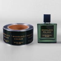 Rótulo adesivo de textura em relevo para solução de embalagem de cosméticos e perfumes