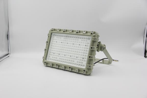 ATEX/IECEx認証 防爆LED投光器 – 160lm/W、IP66、石油・ガスゾーン向け耐久性