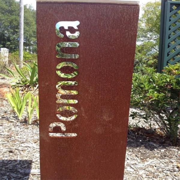 O laser feito sob encomenda cortou o projeto Rusty Corten Steel Sign do quadro indicador de Graden do vintage
