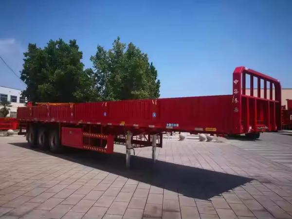 CIMC 3 Axles 40 -100T Bulk Cargo Transport Utility Stake Animal Sidewall Truck Fence Semi Trailer