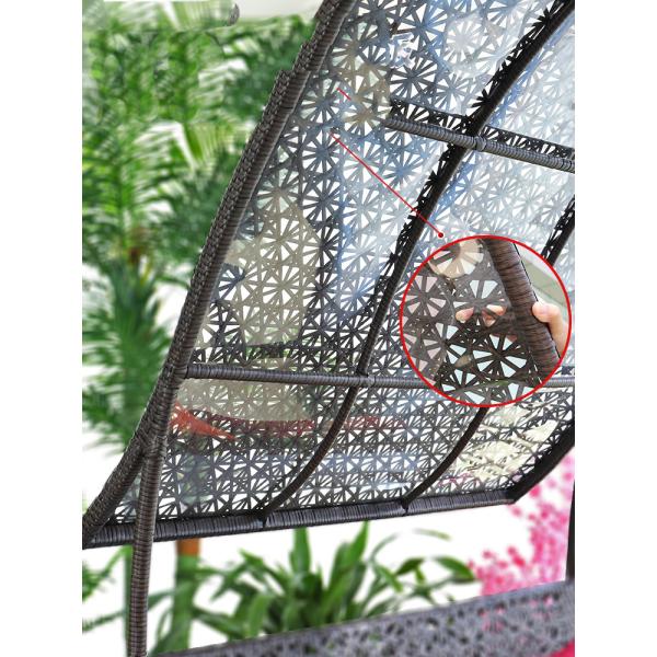 Outdoor Furniture Rattan Day Bed Wicker Sun Bed Sofa Bed with Modern and Sleek Design