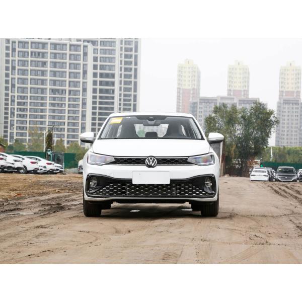 Máximo rendimiento de los coches usados populares 2024.10 lanzamiento de 6 velocidades de transmisión manual 1.5L 110 caballos de fuerza motor L4