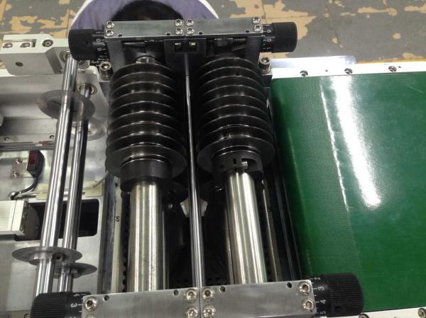 máquina para o corte da placa do diodo emissor de luz, separador do PWB Depaneling de 100mm/S 50HZ do PWB