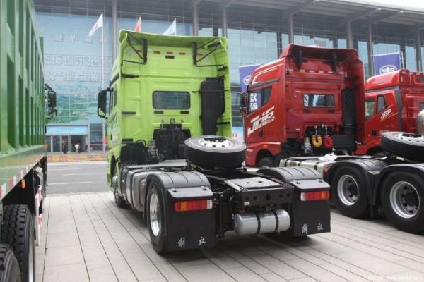 Boutique Used Truck Head FAW Jiefang J7 Heavy Truck 560HP 4X2 Tractor Truck 's Choice
