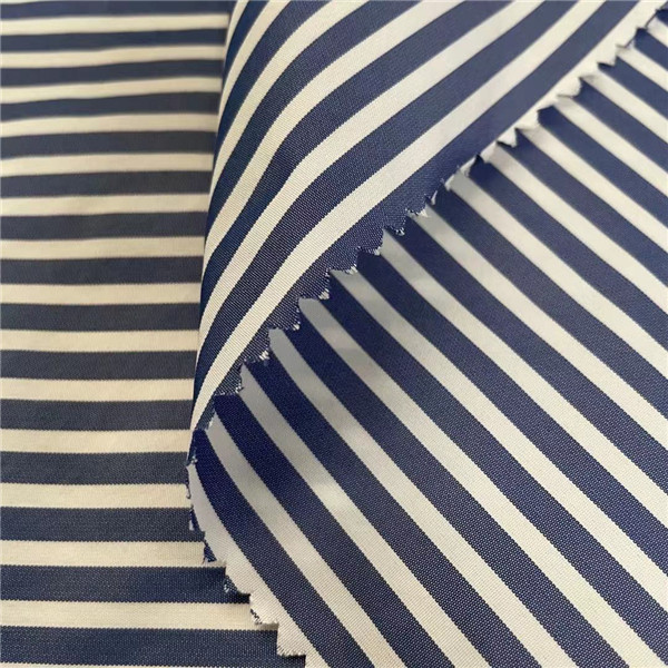 Пряж-покрашенный 100% полиэстер имитационный Winkle нашивки 75D*75D 100gsm 150CM ткани выключателя ветра памяти водоустойчивый свободный