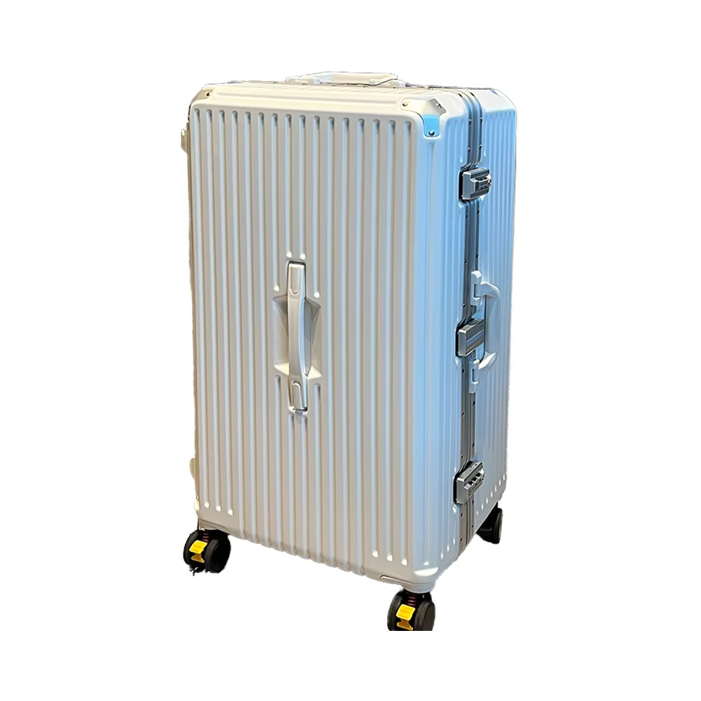 Large Capacity Business Travel Suitcase 30in Wear Resistant Lightweight Suitcase On Wheels