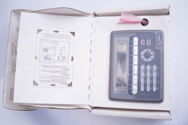 E1012 06870  MITSUBISHI Interface Control Panel electronic automation