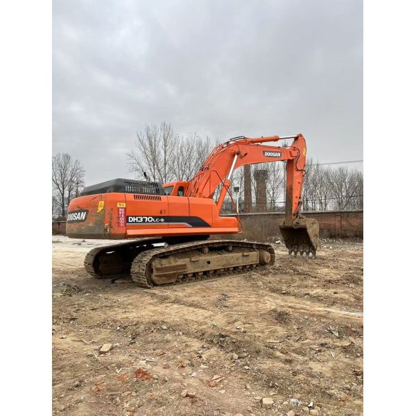 China Supplier Used Excavator Doosan DH370LC-9 Second machine Good Condition Best price