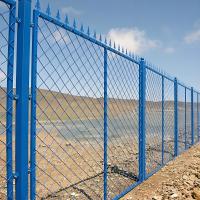 Heavy Duty Diamond Wire Mesh Fence 1.8M Expanded Metal Mesh Fencing For Exterior Railing