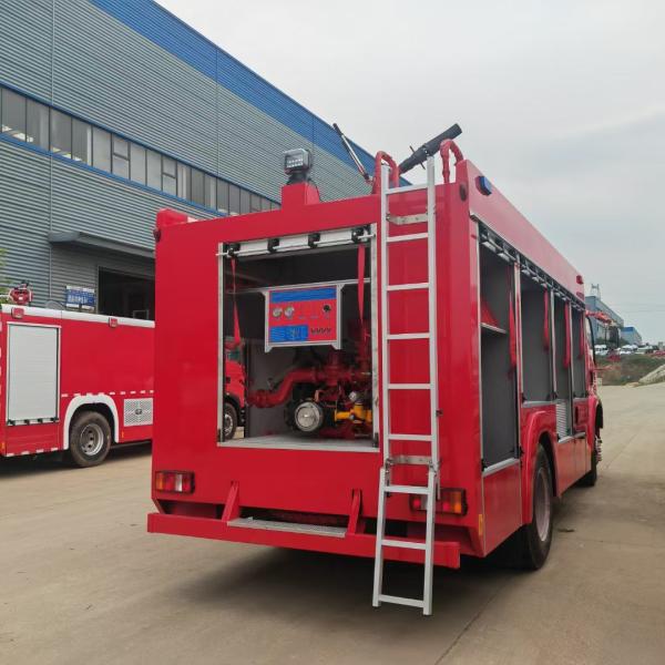 HOWO 5.5CBM Foam Fire Fighting Engine Firefight Truck
